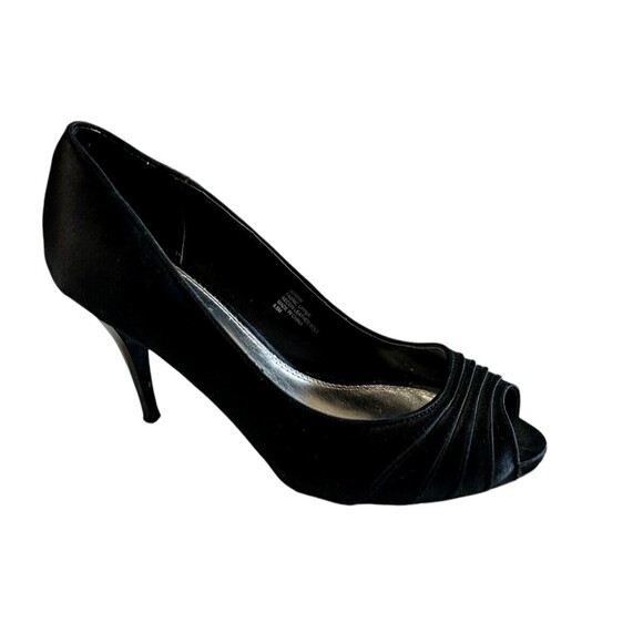 White House Black Market Jordin Heels Black Satin Peep Toe Stiletto Womens 6.5M - Picture 1 of 13